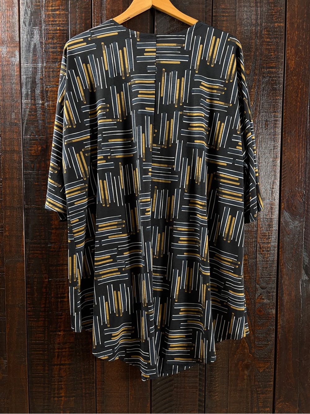 LuLaRoe Pattern Striped Drapey Open Cardigan Medium - Picture 5 of 5